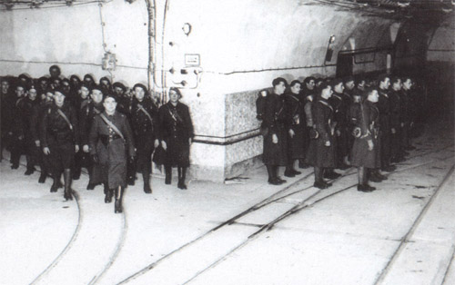 File:Kal Underground Troops.jpg