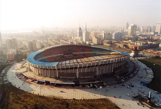 File:Matmut ostorodyor Arena.jpg