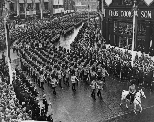 File:Coronation-procession.jpg