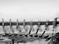 Dam at Nurth Lake