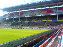 Ossyo Lakeside Stadium.jpg