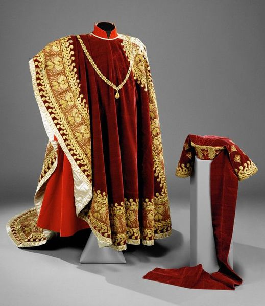 File:Regalia robe.jpg