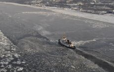 Saugerties-class icebreaking tug.jpg