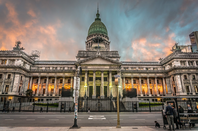 File:Cortes-Federales-Building.png